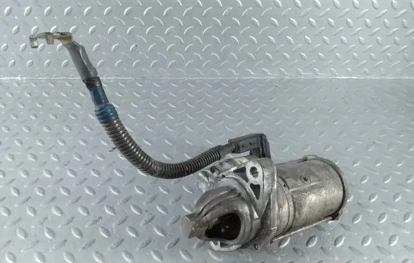 Toyota Avensis T270 Starter motor 281000R021
