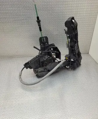 Mercedes-Benz GLC X253 C253 Front door lock A2220063999 A0997602100