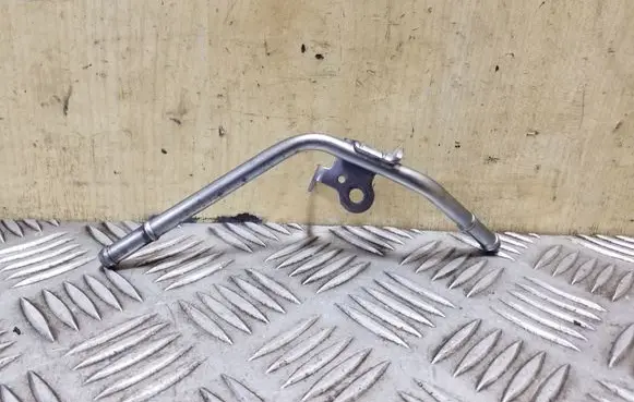 Honda Insight Fuel line pipe