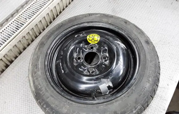 Nissan Almera R15 spare wheel 4030028E00 06179916