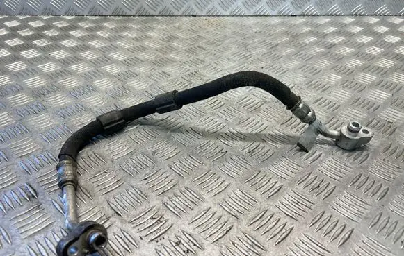 Air conditioning (A/C) pipe/hose
