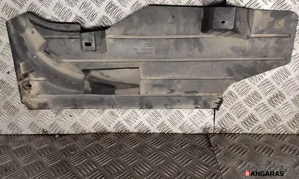Volvo V50 Engine splash shield/under tray 30681921