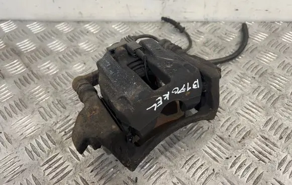 Mercedes-Benz B W245 Front brake caliper