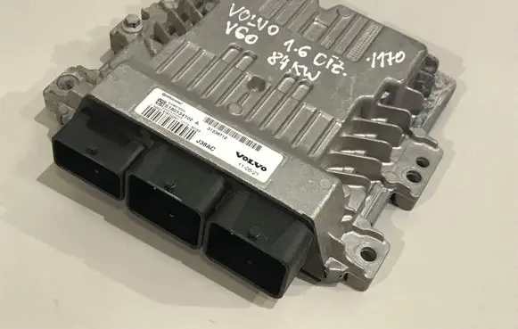 Volvo V60 Engine control unit/module 31336712 S180134102