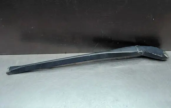 Audi A8 S8 D3 4E Front wiper blade arm 4E1955408B