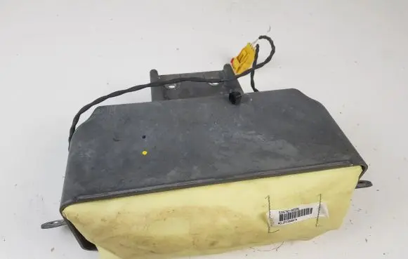 Chrysler Pacifica Passenger airbag 04680545AB P04680545AB