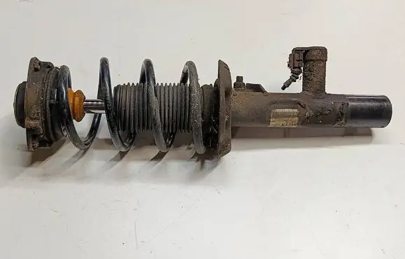 Volkswagen Scirocco Front shock absorber/damper 1T0413031HCT1 1T0413031HC 31009291