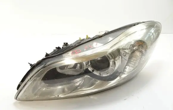 Volvo C30 Headlight/headlamp 31299820 0301253601 LE08C6184