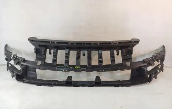 Citroen Berlingo Front bumper mounting bracket 9677621777