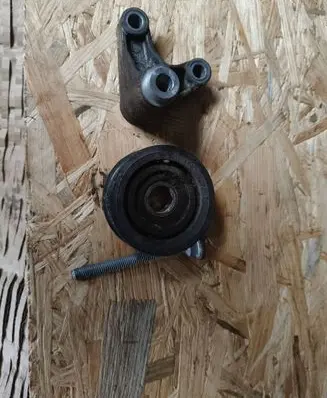 Volkswagen Touareg II Other engine bay part 059145174c