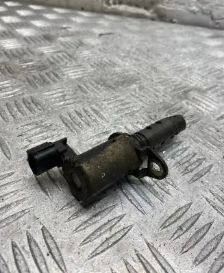 Toyota RAV 4 (XA30) Camshaft vanos timing valve 1533028020