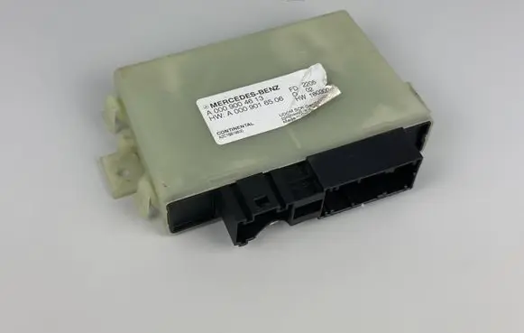Mercedes-Benz E W213 Adblue control unit A0009004613 A0009016506 A2C16819800