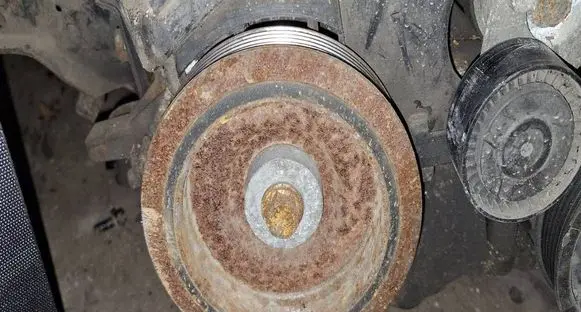 Renault Scenic III - Grand scenic III Crankshaft pulley