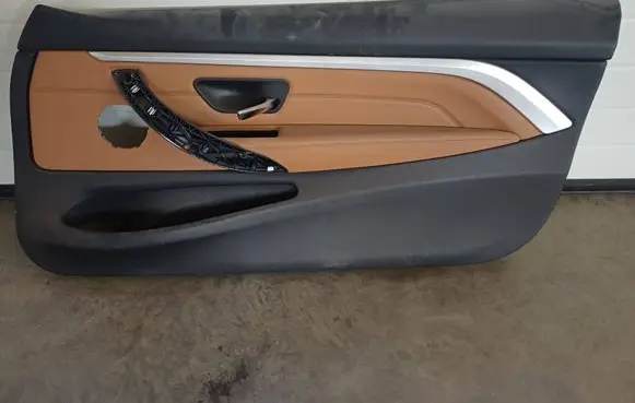 BMW 4 F32 F33 Front door card panel trim 7372502