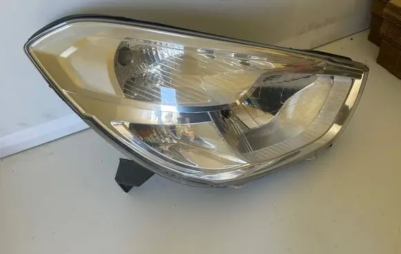 Dacia Dokker Headlight/headlamp 260102414R 260108383R 90008171