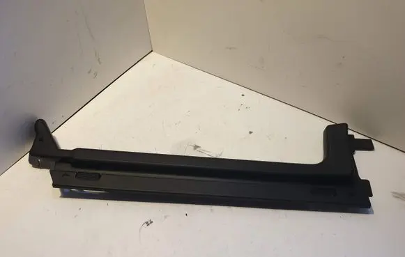Radiator trim