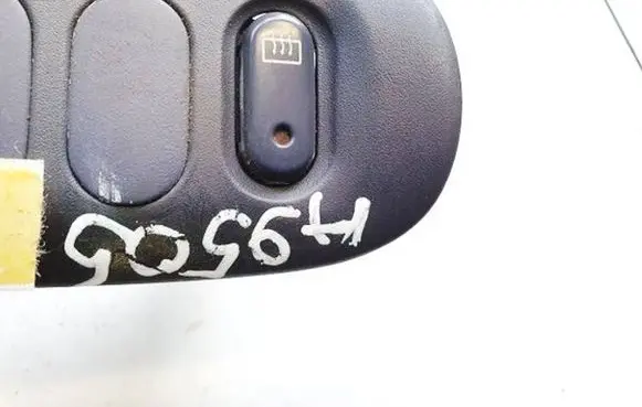 Renault Espace III Windscreen/window heater switch 6025 301154