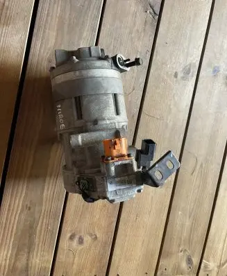 KIA Niro Air conditioning (A/C) compressor (pump) HES33