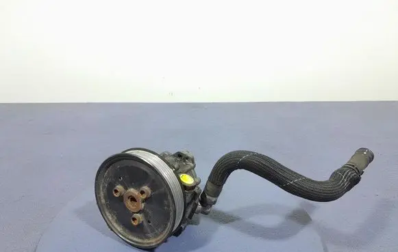Audi A6 Allroad C6 Power steering pump 4F0145155A