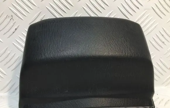 Ford Ranger Steering wheel column trim UH7160221