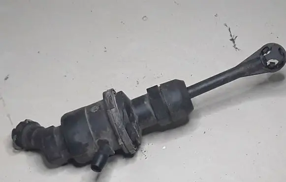 Nissan Micra Clutch master cylinder 30610AX710