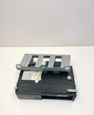 Mercedes-Benz SL R230 CD/DVD changer A2208274642 A0028206289