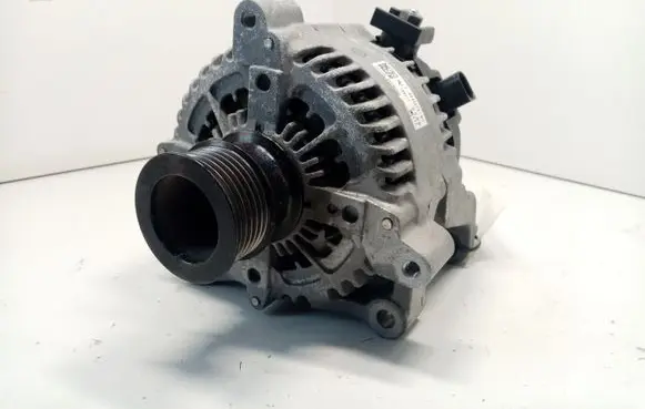 BMW 3 F30 F35 F31 Generator/alternator 12318645325