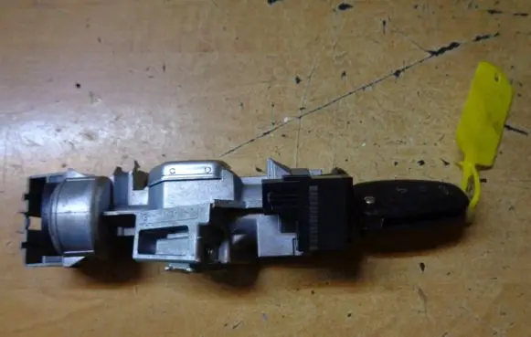 Ford Grand C-MAX Ignition lock 3M513F880AE 6E5T15607CA