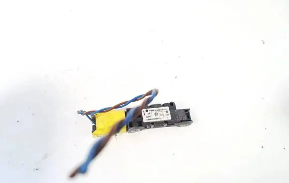 Porsche Cayenne (9PA) Airbag deployment crash/impact sensor 7l0909606a 110303