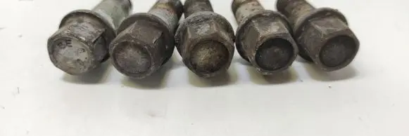 Audi A6 S6 C6 4F Nuts/bolts 