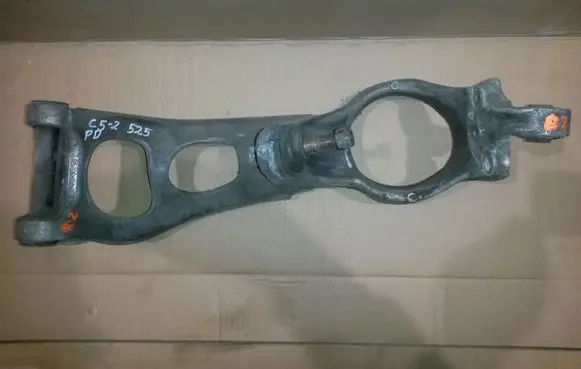 Front lower control arm/wishbone