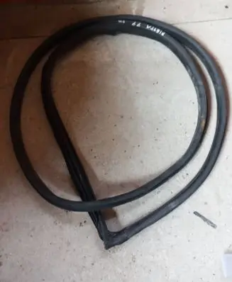 Ford Fiesta Front door rubber seal