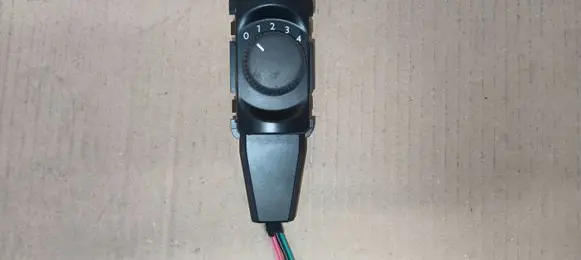Peugeot 5008 Interior fan control switch 96846886XT