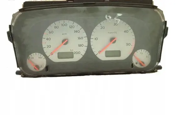 Volkswagen Golf III Speedometer (instrument cluster) 6160633142