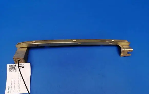 Mercedes-Benz E W123 Rear door windshield rail 