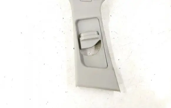 Mercedes-Benz C W204 (B) pillar trim (bottom) DALISID3818 2046903726 2048600930