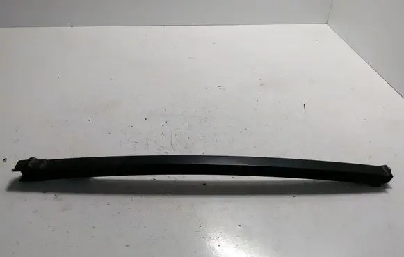 KIA Sportage Rear door windshield rail 