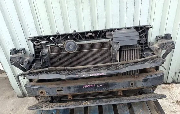 KIA Sportage Radiator support slam panel