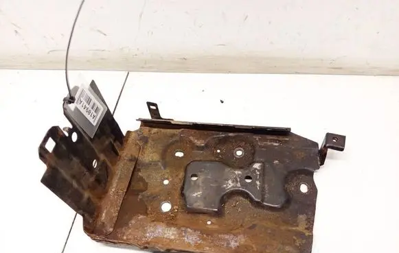Nissan Almera Tino Battery bracket 