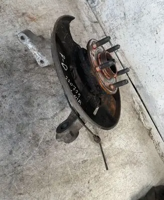 Opel Insignia A Front wheel hub