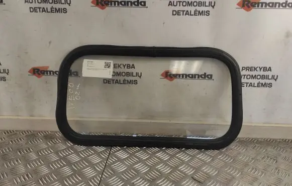 Iveco Daily 30.8 - 9 Rear windscreen/windshield window 