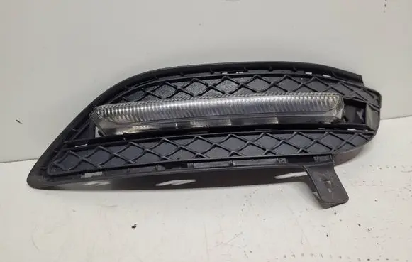 Mercedes-Benz B W246 W242 LED Daytime headlight A2049069200 6060001 A2468850722