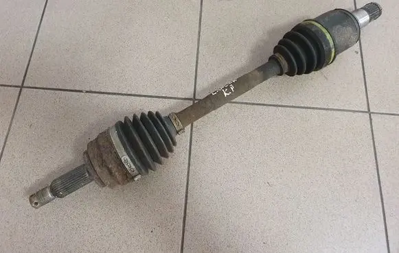 Mitsubishi Lancer VIII Front driveshaft