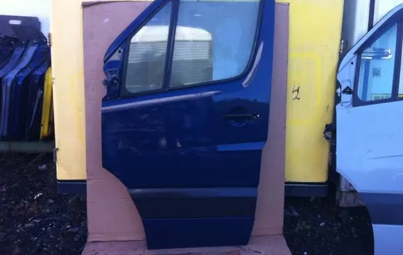 Volkswagen Crafter Front door