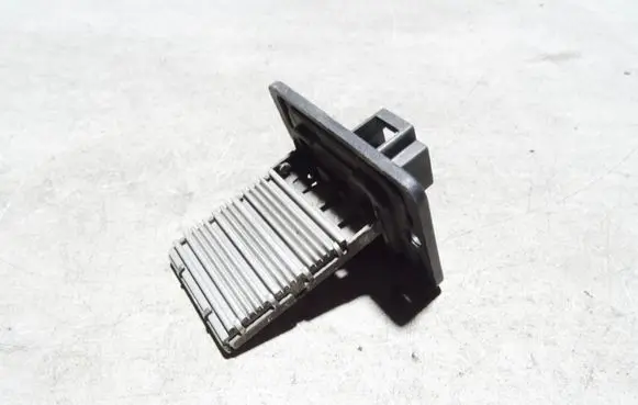 Hyundai Sonata Coolant fan relay 