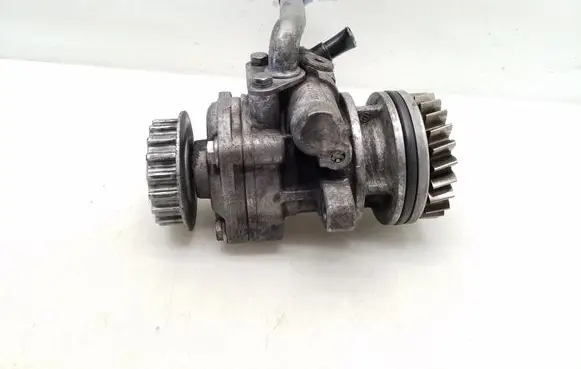 Volkswagen Touareg I Power steering pump 7H0422153A