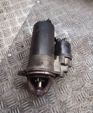 Opel Zafira A Starter motor