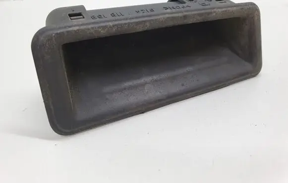 BMW 5 E60 E61 Tailgate opening switch 7118158 51247118158