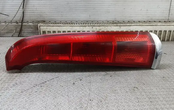 Honda Stream Rear/tail lights
