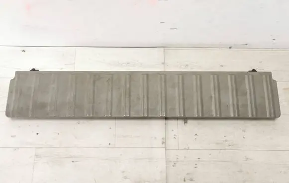 Volvo XC90 Tailgate trim 08641116